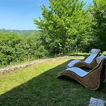 Bed & Breakfast Le Chant Des Loriots Bajamont