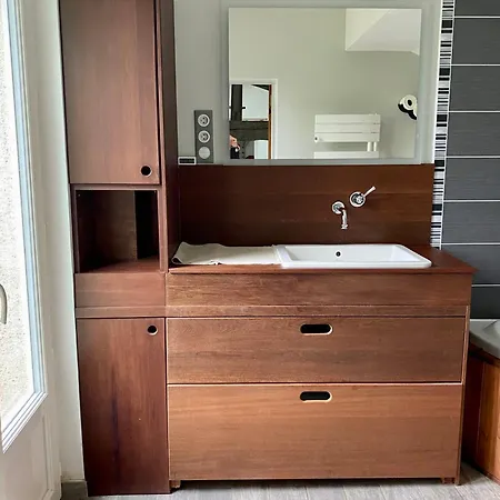 Le Chant Des Loriots Bed & Breakfast