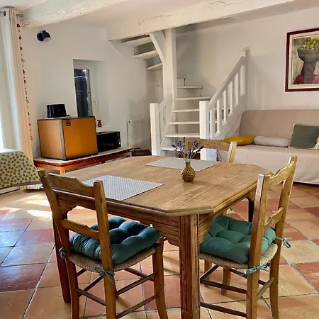 Le Chant Des Loriots Bed & Breakfast Bajamont