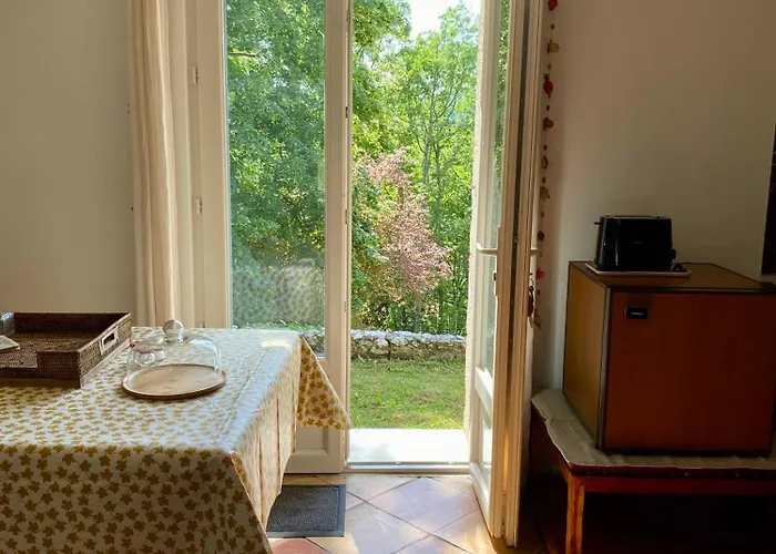 Le Chant Des Loriots Bajamont