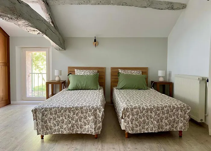 Le Chant Des Loriots Frühstückspension 3*